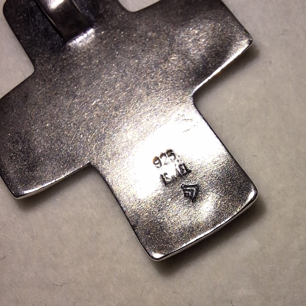 ✝️ Silpada Hammered Sterling Silver Cross Pendant Made In Israel NO732 - Picture 4 of 7